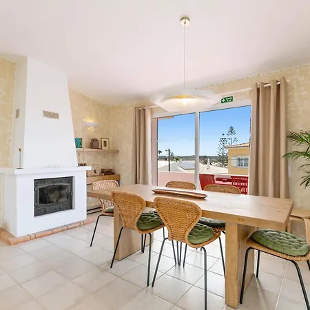 Holiday home Dos Gunn, Da Praia Da Luz