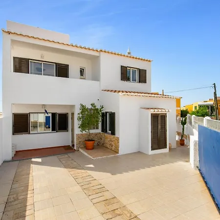 Dos Gunn, Da Holiday home Praia Da Luz