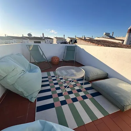Dos Gunn, Da Casa de Férias *